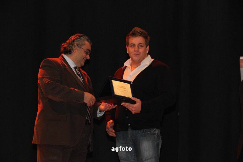 111127 cefaludiadi 250_tn_tm.jpg